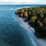 Wisata di Kepulauan Mentawai, Surganya Para Peselancar