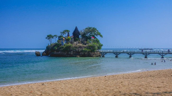 5 PESONA PANTAI BALE KAMBANG: IDE MENARIK UNTUK DESTINASI WISATA ANDA