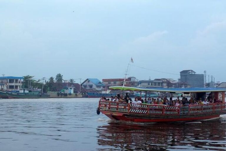 Itinerary 3 Hari 2 Malam di Pontianak, Kunjungi Keraton Kadriah