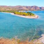 Keindahan Tersembunyi Pantai Elak-Elak Lombok Barat