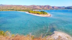 Keindahan Tersembunyi Pantai Elak-Elak Lombok Barat