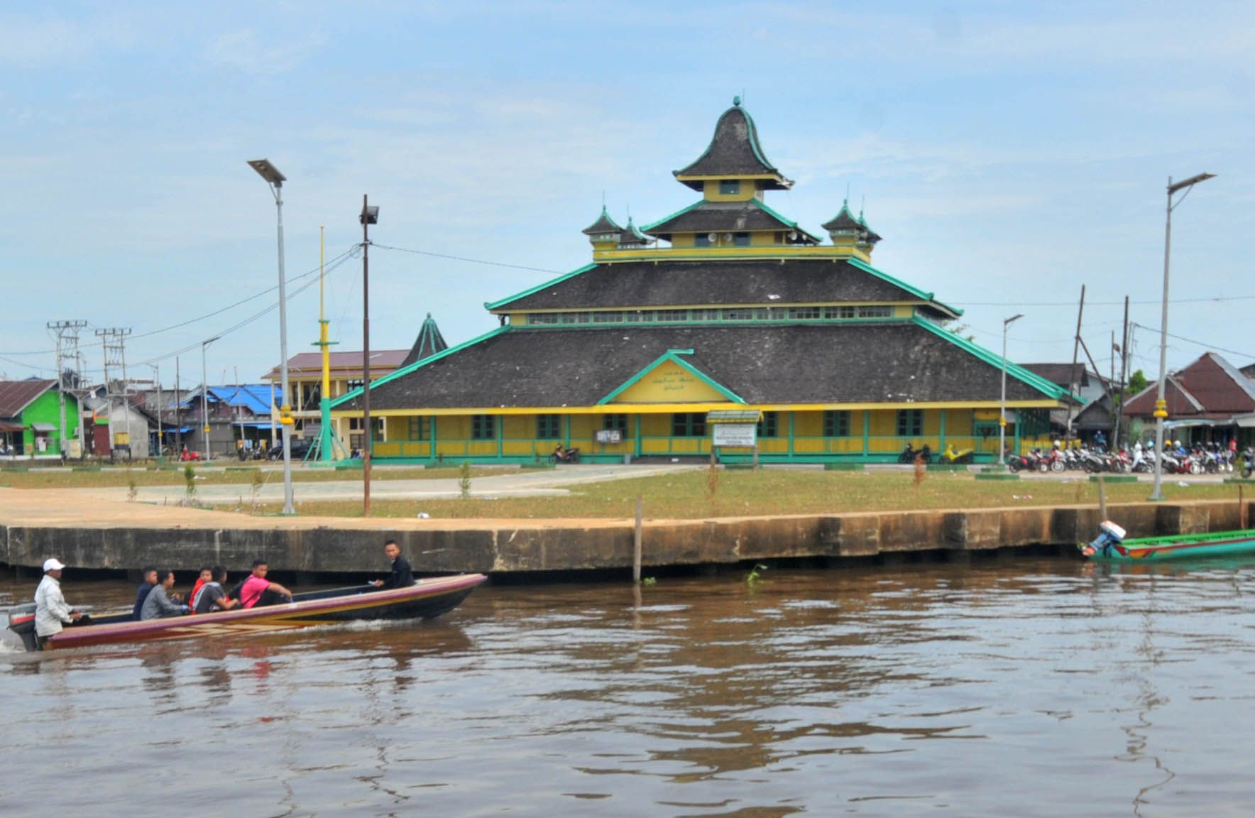 Masjid Jami' Pontianak: Warisan Budaya dan Agama di Kalimantan Barat