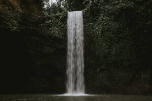 Air Terjun Lubuak Bulan, Wisata Alam dengan Kolam dan Gua Berbentuk Bulan